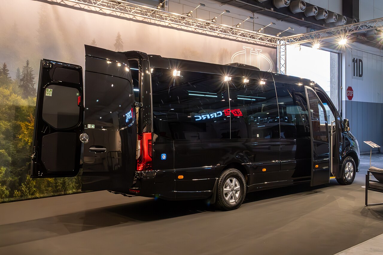 Mini coach (24-passenger) — Airport Commuter SF Bay Area group transportation
